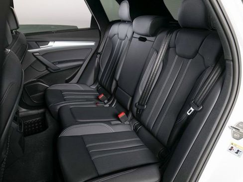 Used 2025 Audi Q5 2.0T Premium Plus image 11