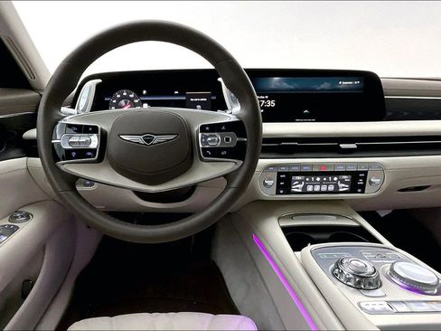 Used 2023 Genesis G90 3.5T image 7