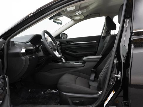 Used 2023 Nissan Altima 2.5 SV AWD/4WD image 19