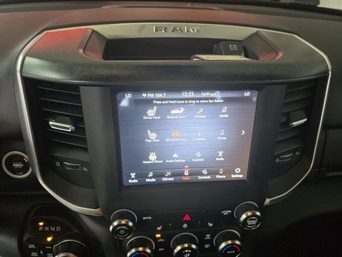 Used 2020 RAM 1500 Big Horn AWD/4WD image 25