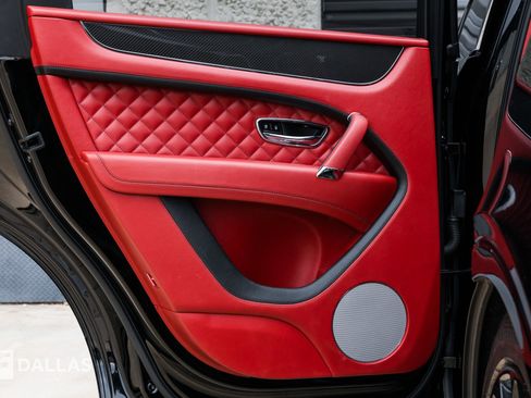 Used 2020 Bentley Bentayga Speed image 31