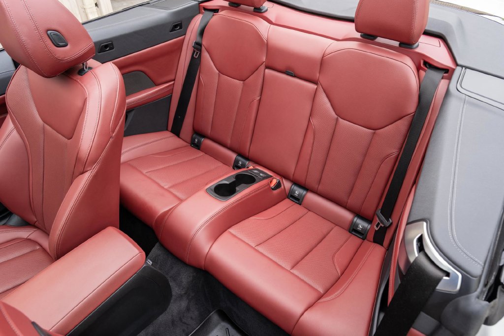 Used 2022 BMW M440i Convertible w/ Premium Package RWD image 33