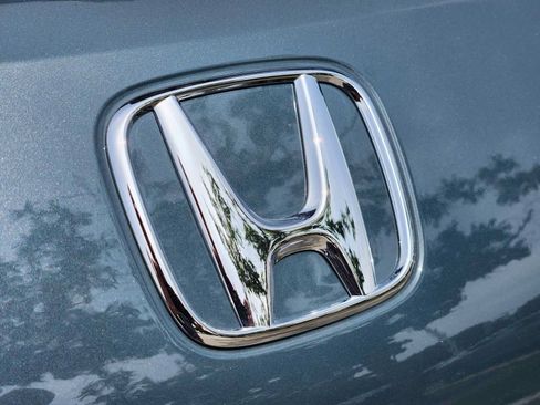 New 2026 Honda HR-V LX image 8