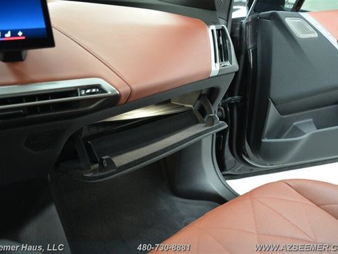Used 2025 BMW iX M60 AWD/4WD image 35