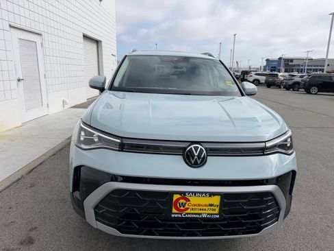 New 2026 Volkswagen Taos SEL AWD/4WD image 9