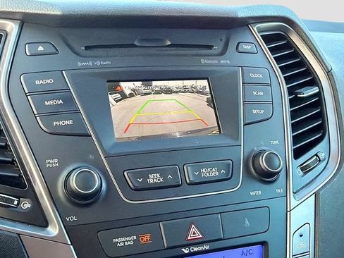 Used 2016 Hyundai Santa Fe SE w/ Option Group 02 FWD image 13