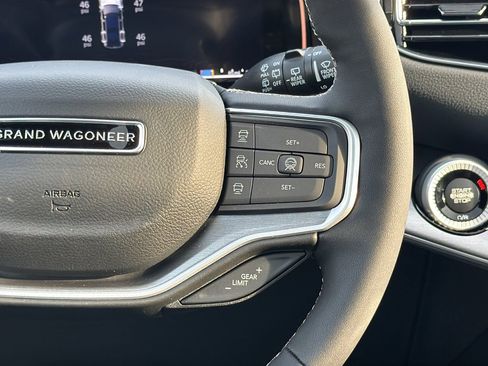 New 2026 Jeep Grand Wagoneer Limited AWD/4WD image 18