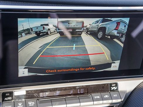 New 2026 Toyota Camry SE FWD image 22