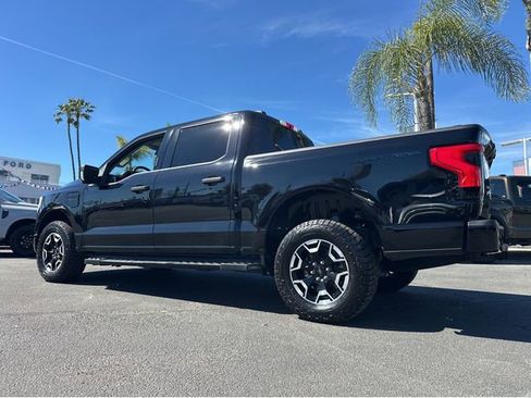 Used 2023 Ford F150 Lightning XLT w/ Max Trailer Tow Package image 4