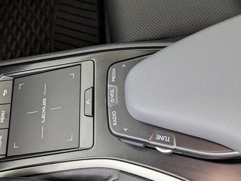 Used 2020 Lexus UX 250h w/ Premium Package AWD/4WD image 31