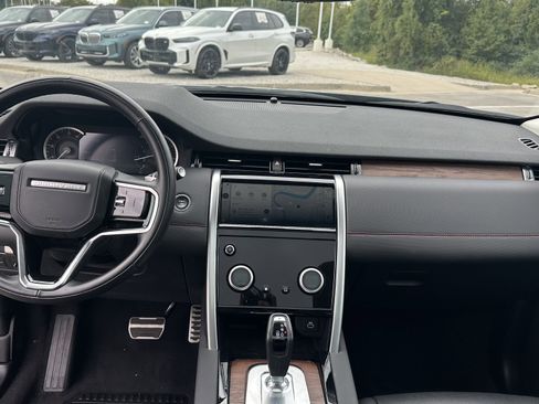 Used 2023 Land Rover Discovery Sport SE R-Dynamic image 30