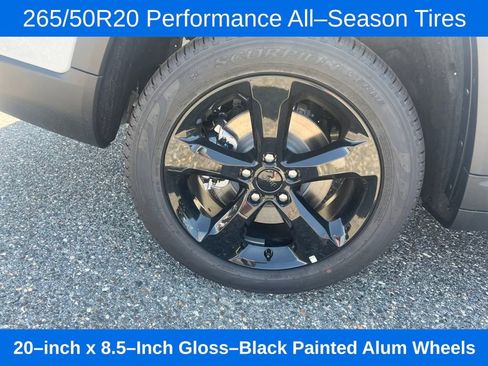 New 2025 Jeep Grand Cherokee L Limited w/ Black Appearance Package image 24
