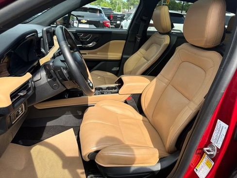 Used 2022 Lincoln Corsair Reserve w/ Equipment Group 201A AWD/4WD image 12