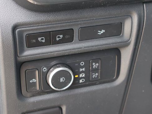 Used 2023 Ford F150 XLT w/ Equipment Group 302A High RWD image 26