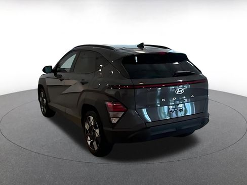 Used 2025 Hyundai Kona SEL image 9