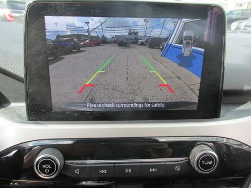 Used 2022 Ford Escape SEL image 36