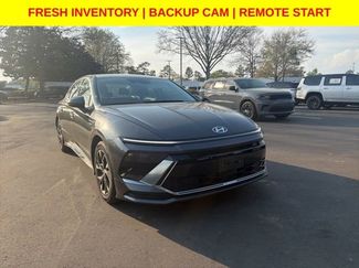 Used 2025 Hyundai Sonata SEL video 1