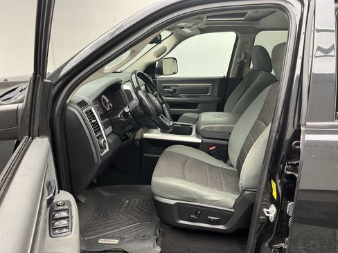 Used 2016 RAM 1500 Big Horn AWD/4WD image 3