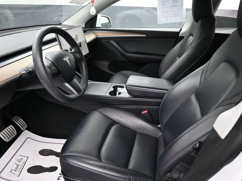 Used 2023 Tesla Model Y Performance AWD/4WD image 30