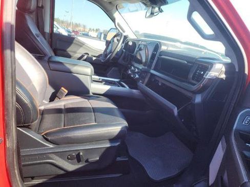 Used 2025 Ford F350 Lariat image 9