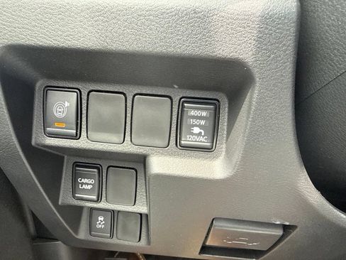 Used 2024 Nissan Frontier S w/ Technology Package RWD image 31