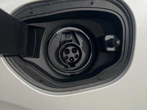 New 2026 Volvo XC90 T8 Plus w/ Protection Package Premier image 36