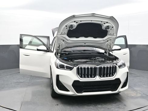 Used 2023 BMW X1 xDrive28i w/ M Sport Package AWD/4WD image 61