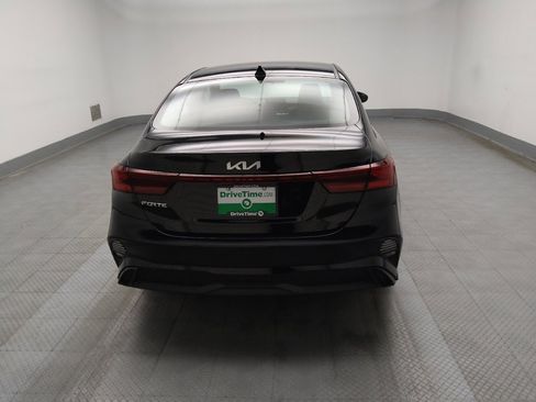 Used 2024 Kia Forte LXS image 7