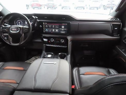 Used 2024 GMC Sierra 2500 AT4 w/ AT4 Preferred Package image 26