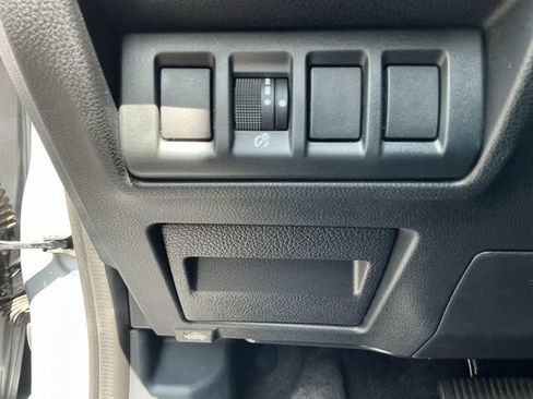 Used 2021 Subaru Outback AWD/4WD image 28