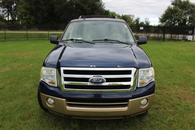 Used 2011 Ford Expedition XLT w/ 203A Rapid Spec Order Code AWD/4WD image 4