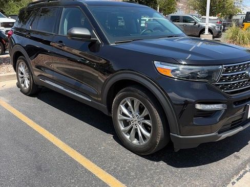 Used 2023 Ford Explorer XLT w/ Equipment Group 202A AWD/4WD image 3