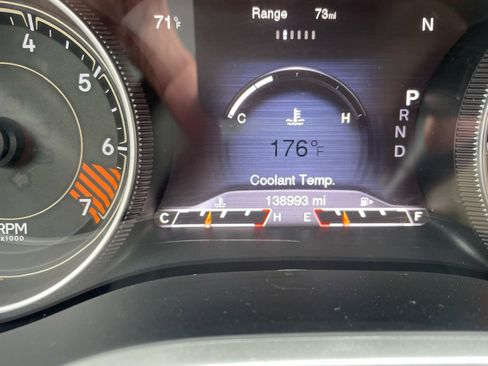 Used 2015 Jeep Cherokee Limited FWD image 13