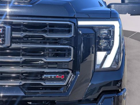 New 2026 GMC Sierra 2500 AT4 w/ AT4 Premium Plus Package image 18