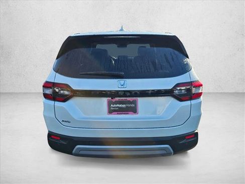 New 2025 Honda Pilot EX-L image 6