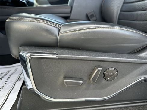 Used 2024 Ford F350 Platinum image 12