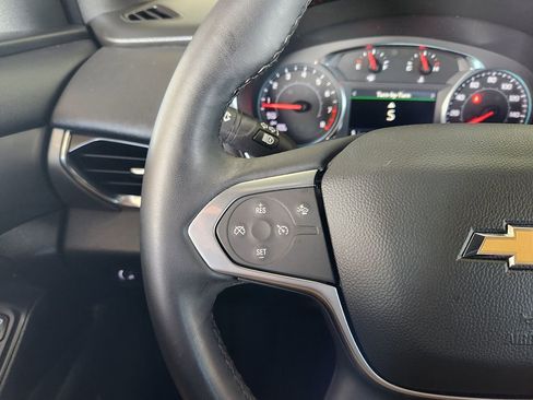 Used 2023 Chevrolet Traverse LT FWD image 37
