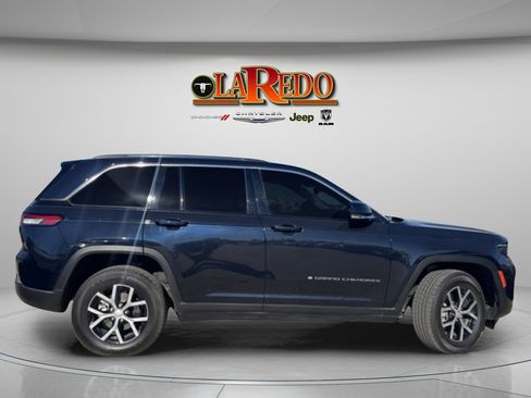 Used 2023 Jeep Grand Cherokee Limited image 8