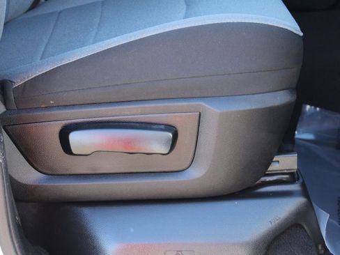 Used 2024 RAM 1500 Classic SLT image 19