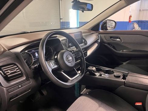Used 2022 Nissan Rogue SV image 23