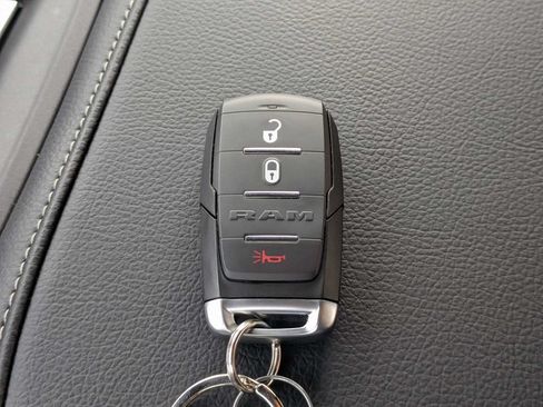New 2026 RAM 2500 Tradesman AWD/4WD image 31