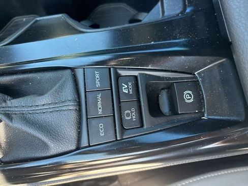 Used 2025 Toyota Camry SE w/ Multimedia Upgrade Package image 35