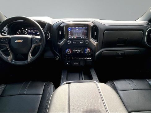 Used 2023 Chevrolet Silverado 2500 High Country w/ Z71 Off-Road Package AWD/4WD image 9