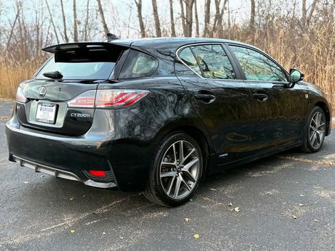Used 2017 Lexus CT 200h image 12
