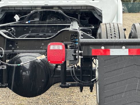 New 2026 Ford F750 2WD Regular Cab Super Duty image 22