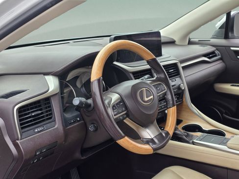 Certified 2020 Lexus RX 350L RX 350L w/ Premium Package image 11