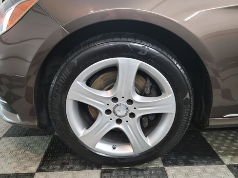 Used 2014 Mercedes-Benz E 350 4MATIC Sedan w/ Premium 1 Package image 26