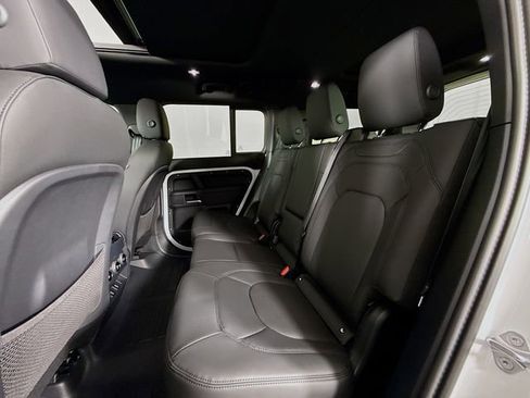 New 2026 Land Rover Defender 130 X-Dynamic SE AWD/4WD image 24