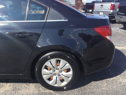 Used 2016 Chevrolet Cruze LT w/ Sun And Sound Package FWD image 15