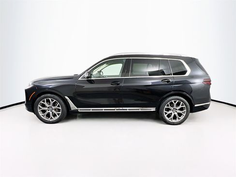 Used 2024 BMW X7 xDrive40i image 4